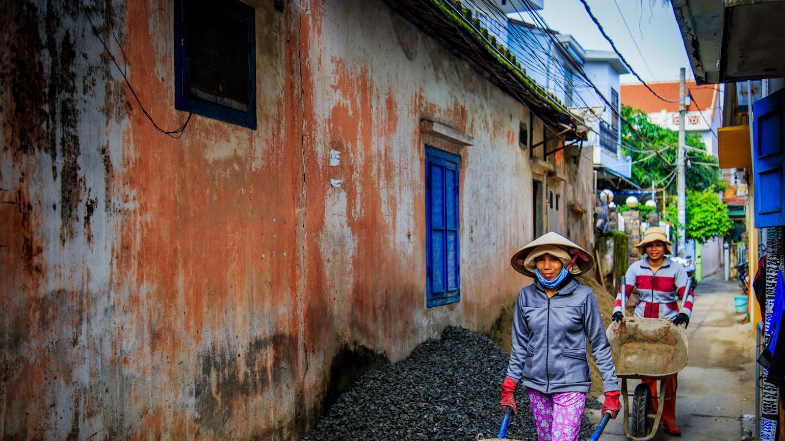 Наслаждаясь традиционными азербайджанскими вкусами