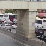 В Баку по двум направлениям наблюдается плотный транспортный поток