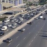 На ряде улиц Баку затруднено движение транспорта