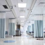 В Азербайджане реорганизуется известная клиника