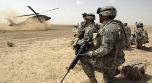 США уничтожили два судна хуситов в Красном море