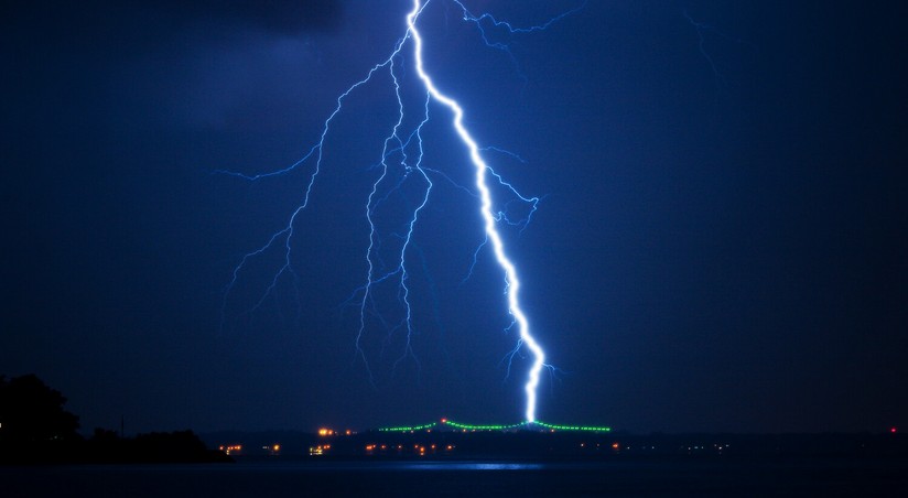 Ученые выяснили, что загрязнение воздуха усиливает опасность гроз