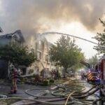 Двухмоторный самолет упал на жилой район в Орегоне, есть погибшие и раненые