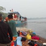 Не менее шести человек погибли при опрокидывании лодки в Перу