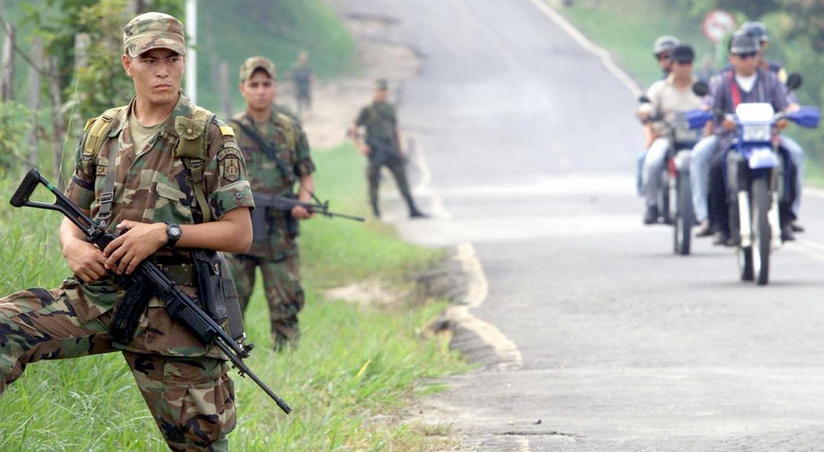 В Колумбии из-за конфликта между вооруженными группировками убили 12 человек