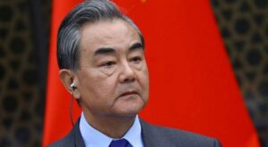 Китай призвал все страны выступать против гегемонии и политики силы