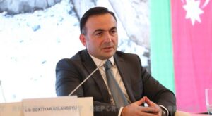 Асланбейли: BP продолжит работу по сокращению выбросов парниковых газов в атмосферу