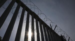 Польша начнет строить фортификационные сооружения на границе с Беларусью