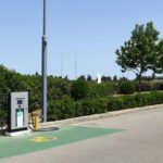 На освобожденных территориях создадут не менее 20 пунктов зарядки электромобилей