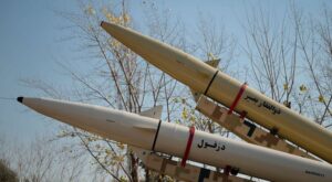 Поджигая конфликт: Израиль наносит удар по секретному объекту Ирана для ослабления его вооруженной мощи