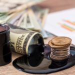 Нефтяные цены установились на пике после всплеска накануне