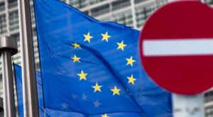 Новая волна санкций ЕС: Кому грозят ограничения и как это повлияет на Россию?