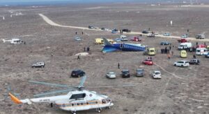 Трагический финал полета: оба пилота пожертвовали своей жизнью в крушении самолета AZAl в Актау