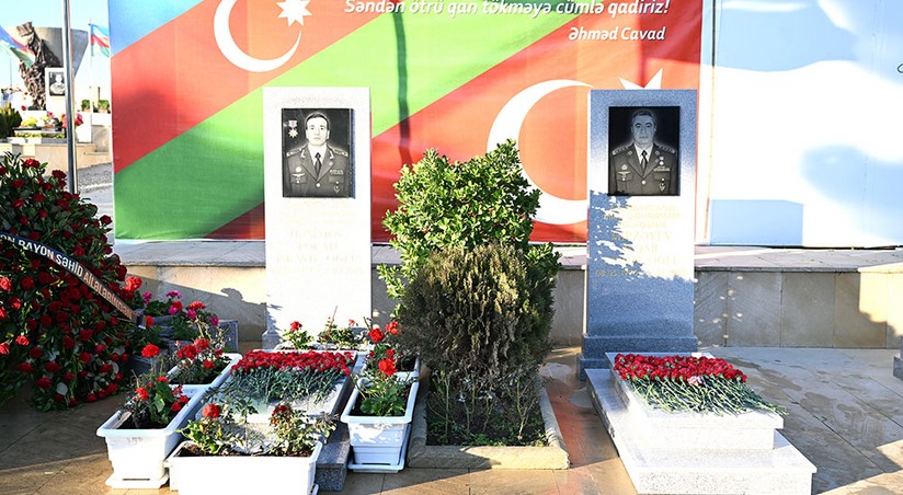 Не забываемых героев земли: Солдаты, чтующие память национального героя Полада Гашимова