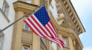 Невероятный поворот событий: Бывший глава Генштаба США лишен охраны и секретной информации!