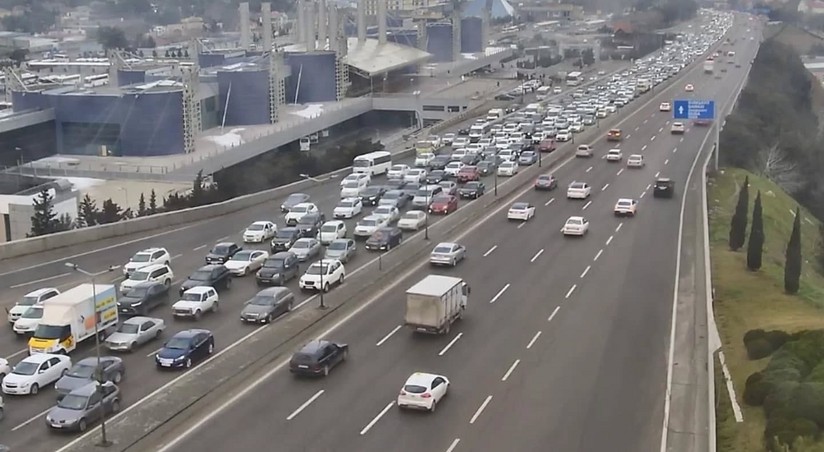 Пробки в Баку: Излишняя нагрузка на улицах и проспектах города