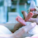 Невероятный влияние ранних родов на развитие памяти и речи у детей: открытия ученых вызывают удивление!