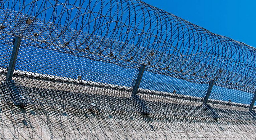 Невероятное побег из Аль-Джадида: заключенные в Ливии убежали в ходе жестоких столкновений