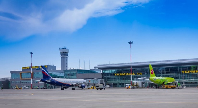 на ношение устройств »

«Прилетайте без забот: новые правила ношения гаджетов в российских аэропортах