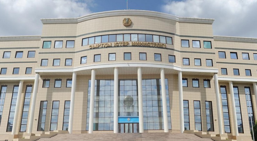 МИД Казахстана спасает своих граждан: эвакуация 22 казахстанцев из Ирана через Азербайджан