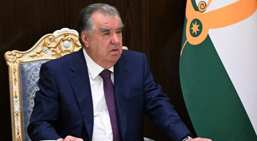 Крупнейший саммит ОЭС: Встреча президентов Таджикистана и Азербайджана в Баку