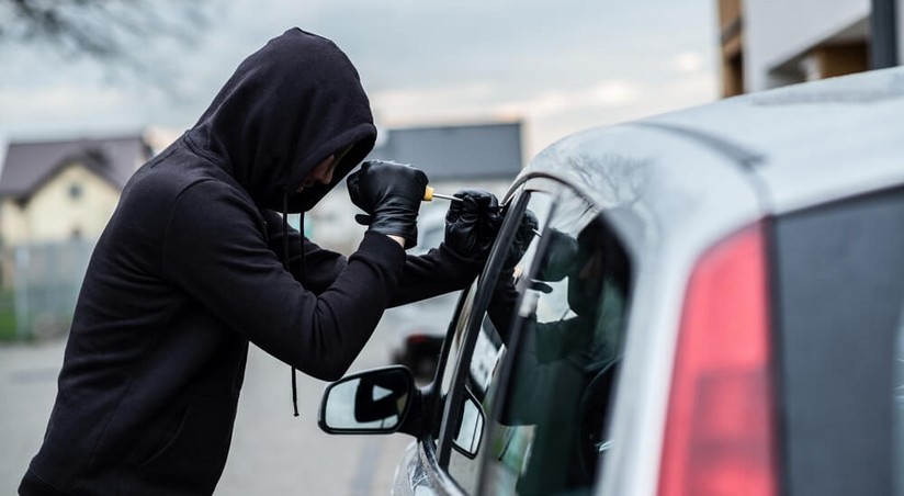Не оставляйте свой автомобиль без присмотра: крупная кража автозапчастей произошла в Баку