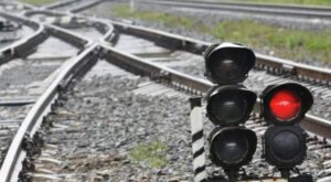 Первый в истории участок железнодорожного пути между Азербайджаном и Грузией полностью обновлен: новые технологии и возможности для развития транспорта и экономики