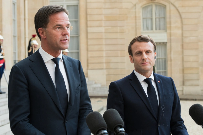 Макрон и Рютте отметили прогресс в работе «коалиции желающих»